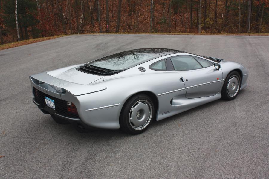  Jaguar XJ220 1992 года  (фото 75 из 81)